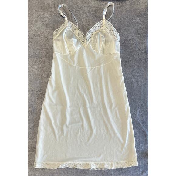 Vintage Vanity Fair White Slip Dress - Picture 3 of 6